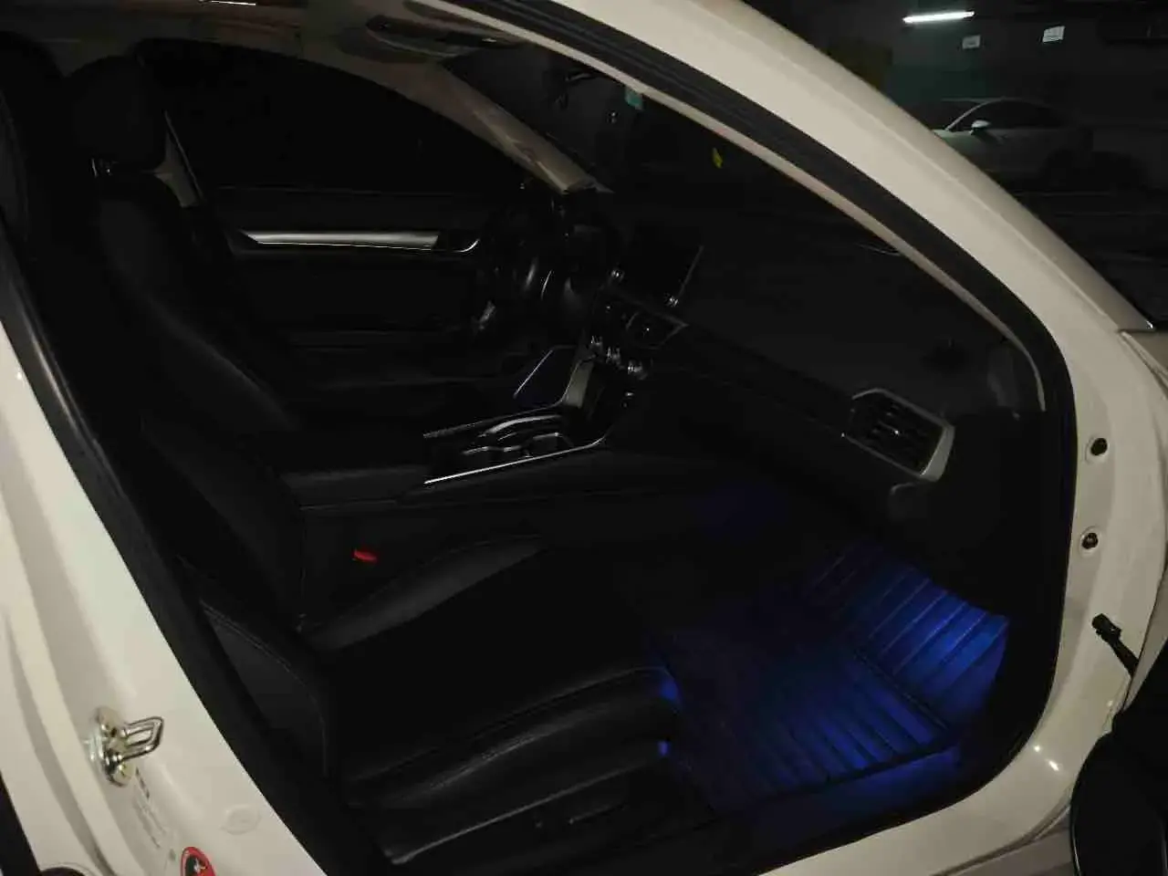 2018 HONDA ACCORD thumbnail 2