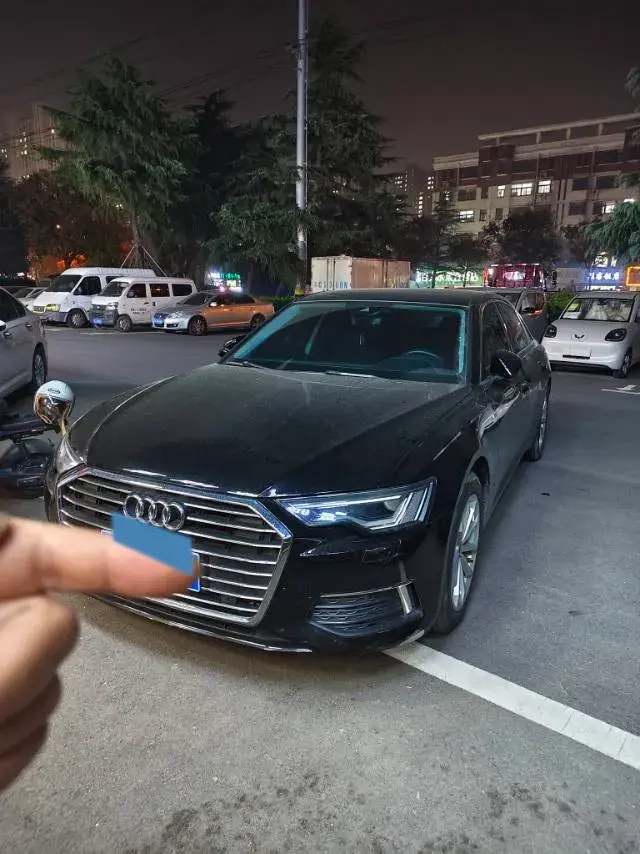 2020 AUDI A6L view 1