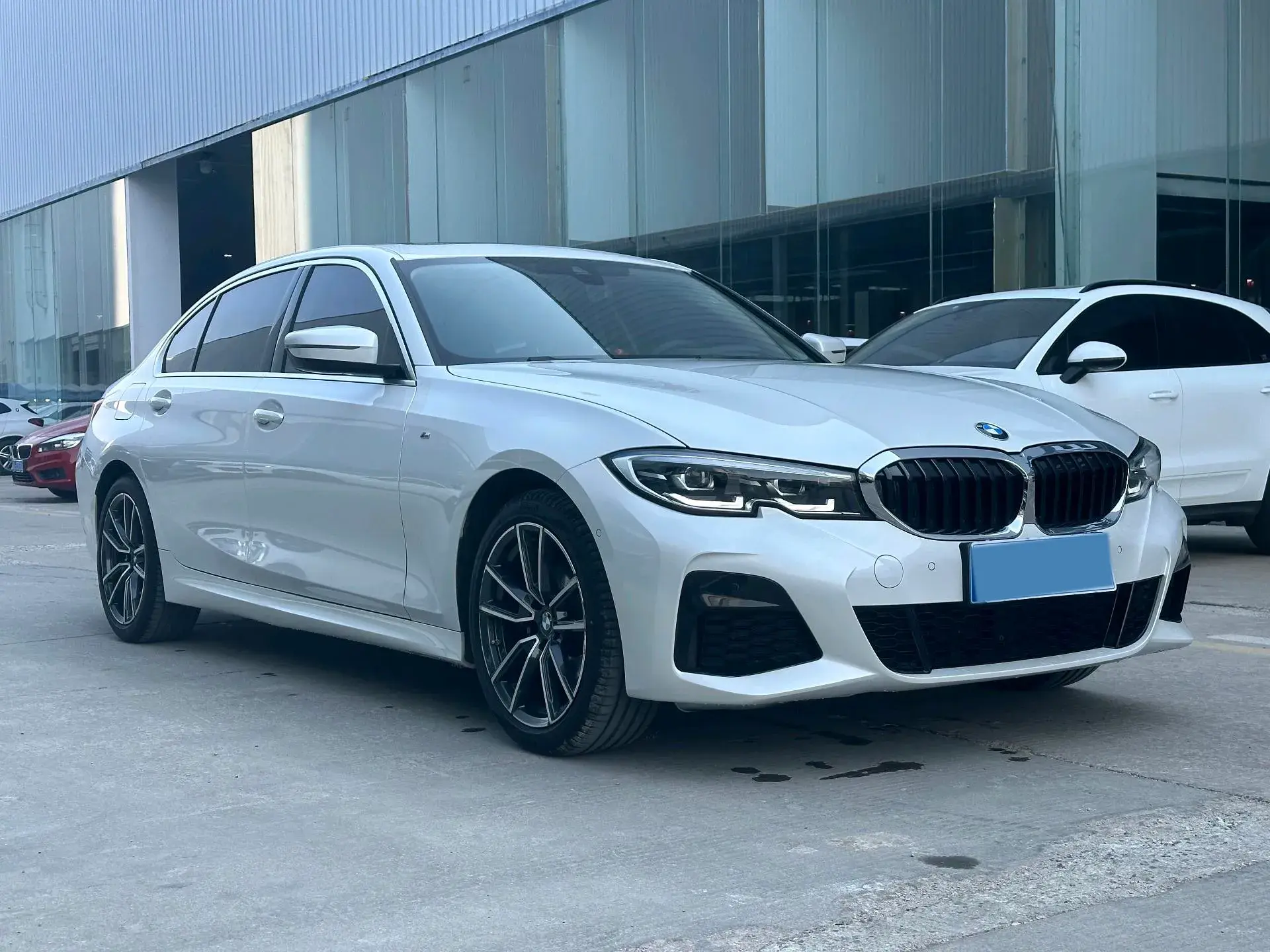 2021 BMW 3 thumbnail 3