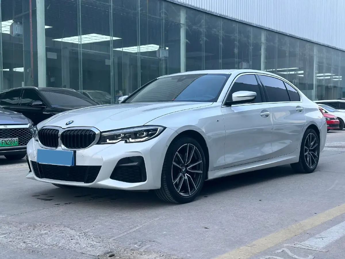 2021 BMW 3 Series 2.0T 184HP L4 8AT