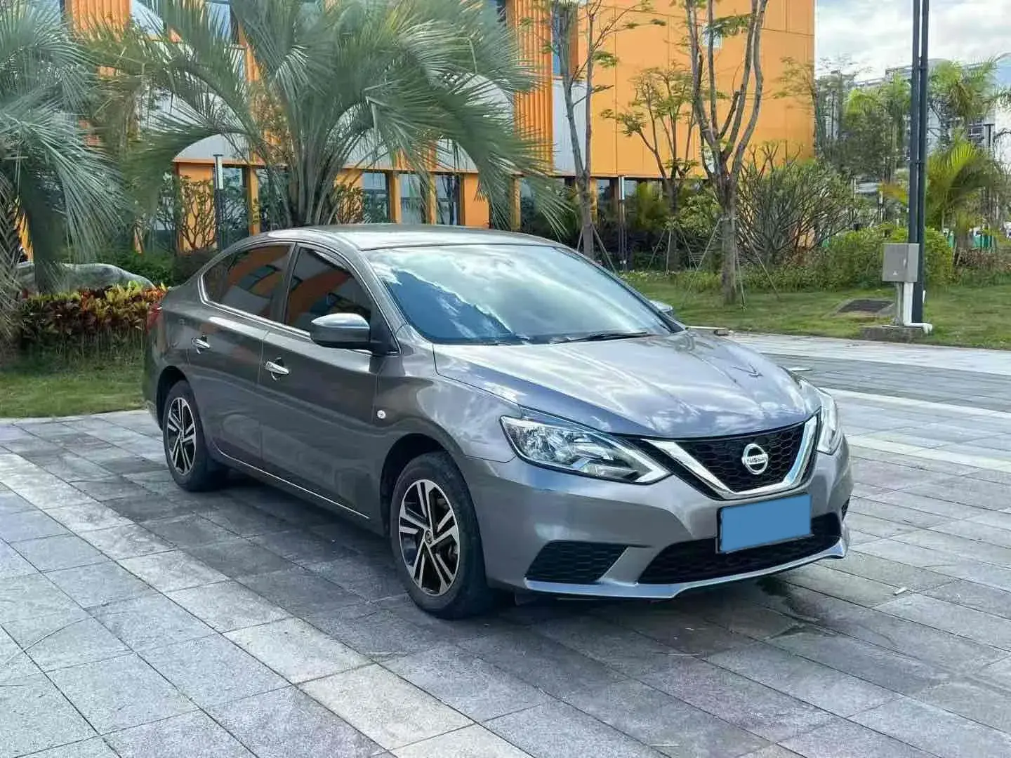 2019 NISSAN SYLPHY thumbnail 3