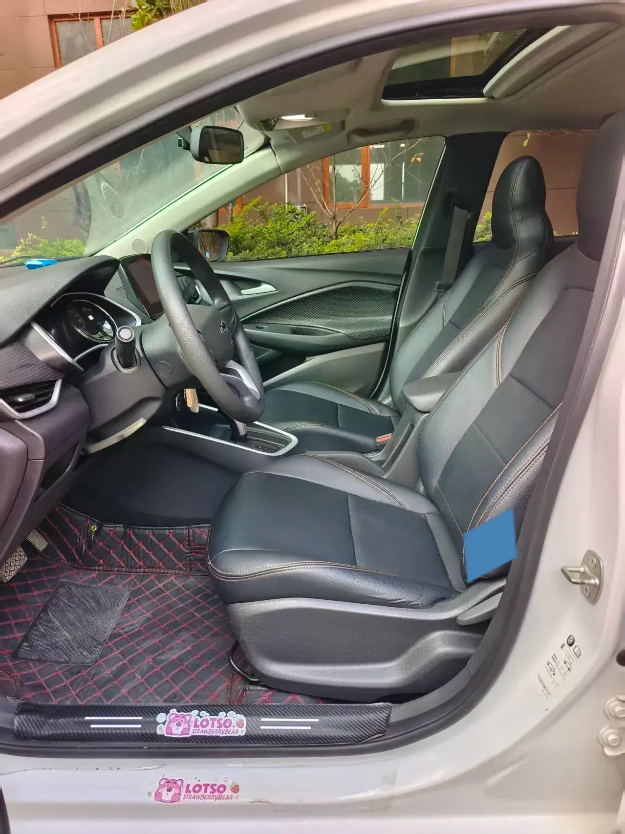 2020 CHEVROLET CAVALIER thumbnail 4