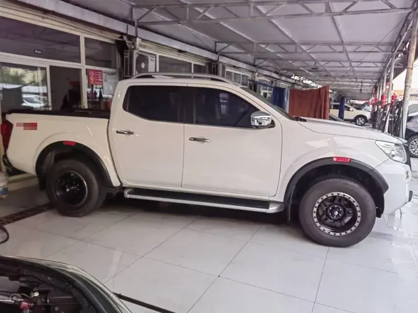 2021 NISSAN NAVARA thumbnail 3
