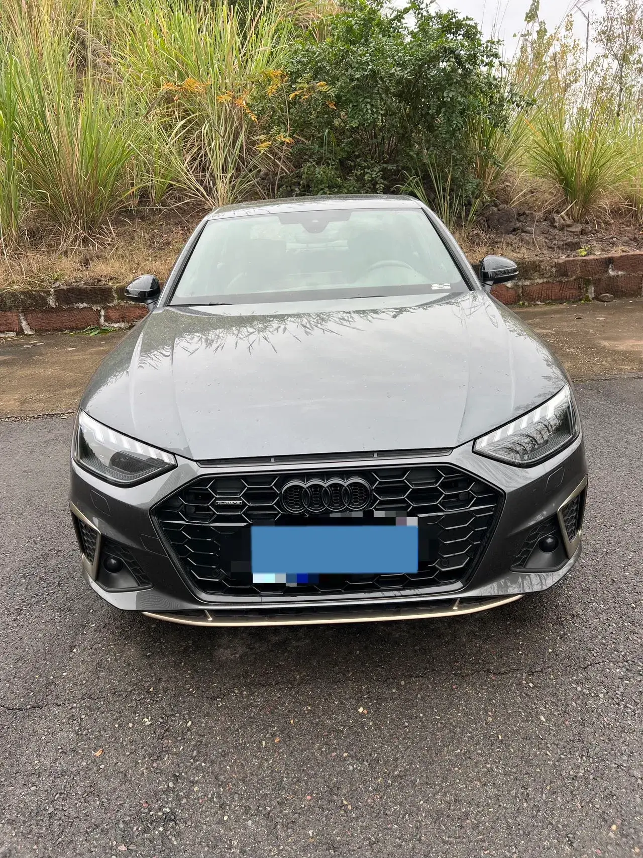 2024 AUDI A4L thumbnail 2