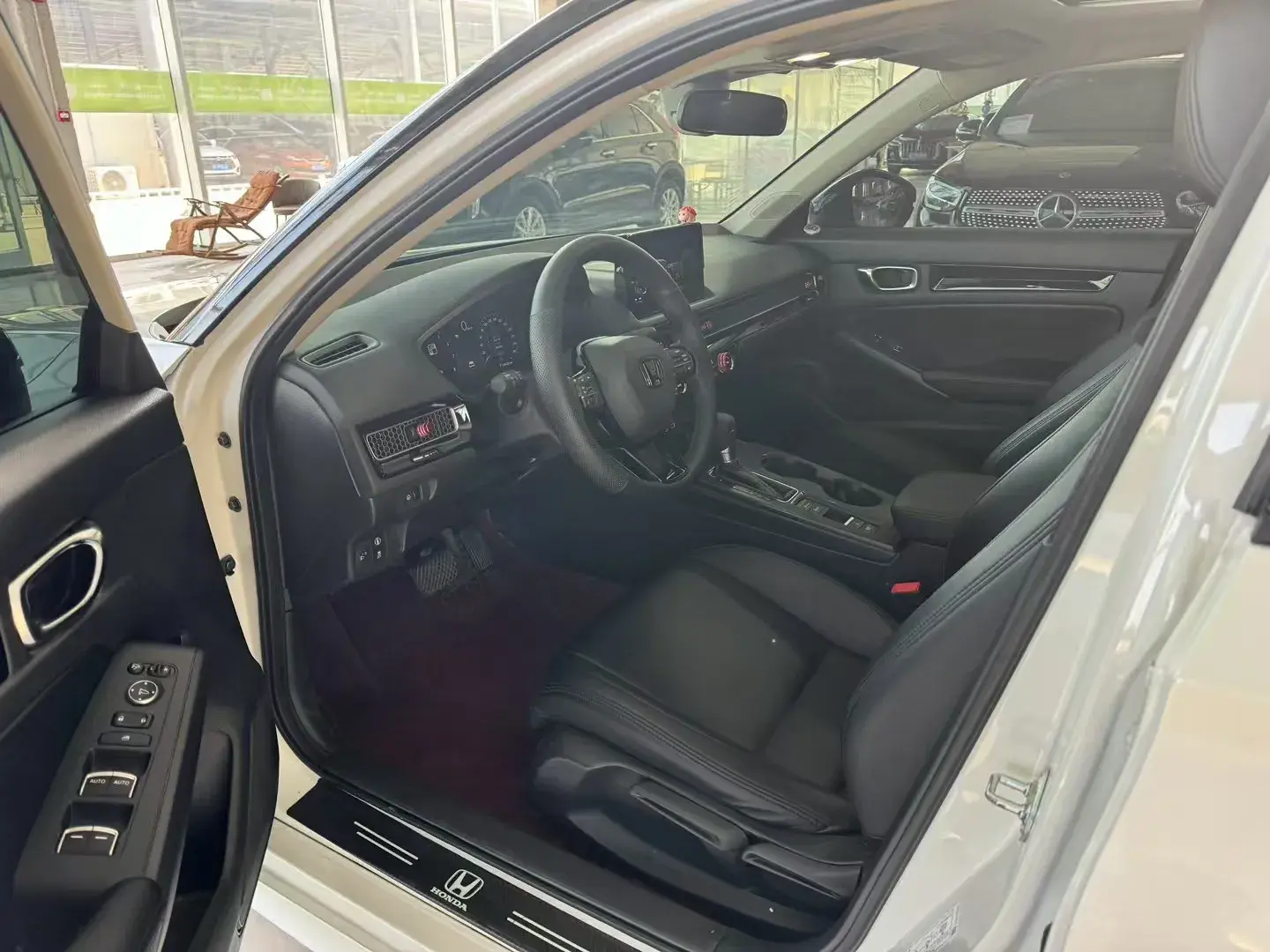 2023 HONDA CIVIC thumbnail 3