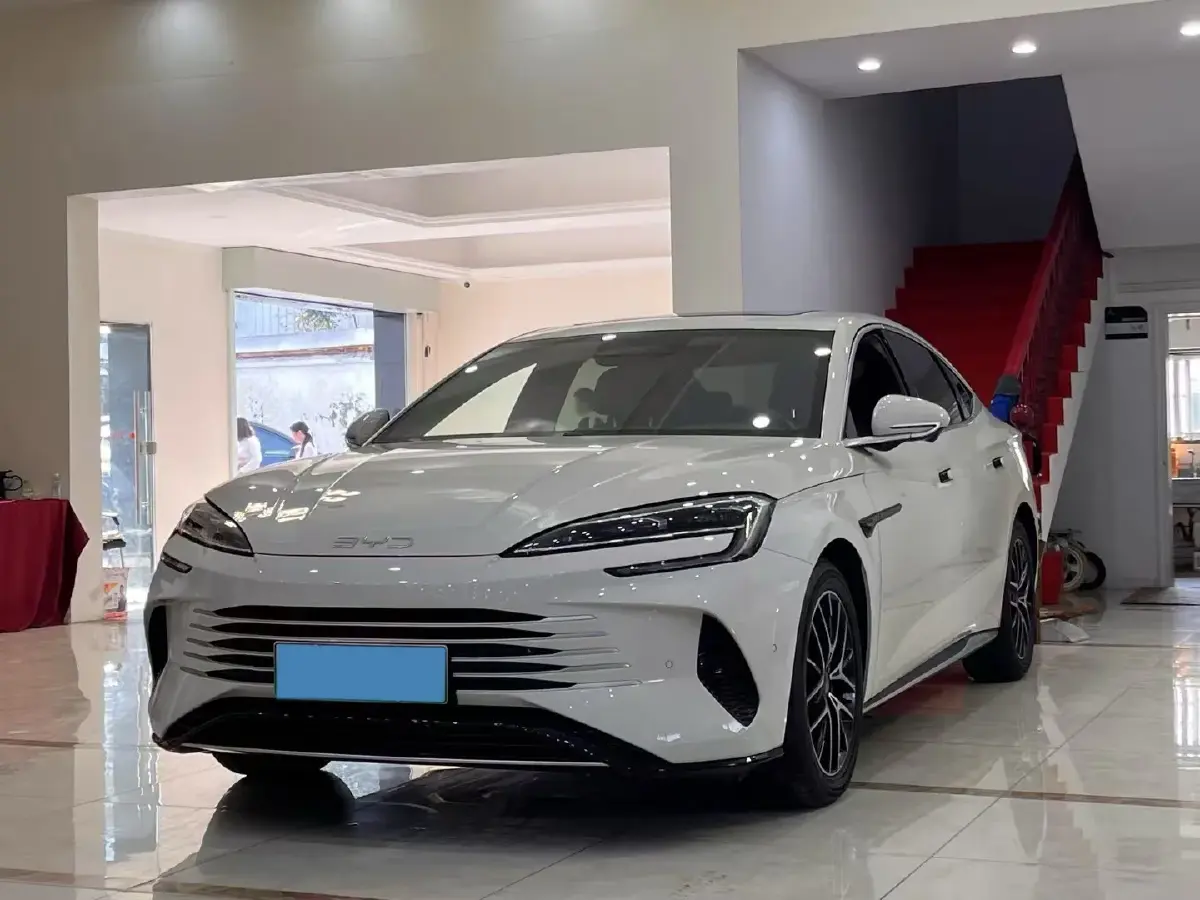 2025 BYD Seal07 DM-i 1.5L 101HP L4 E-CVT PHEV 17.6KWH