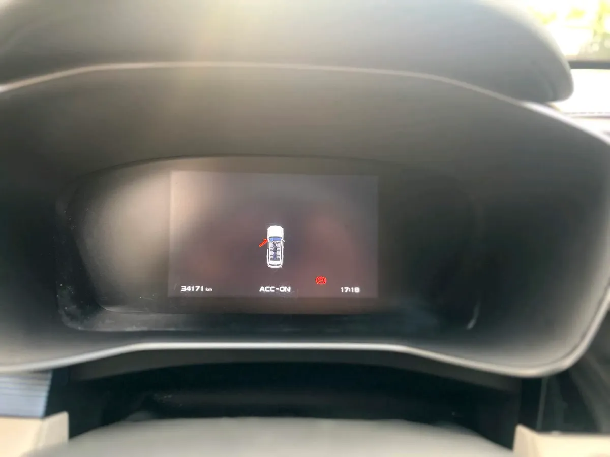 2022 Geely Azkarra 1.8T 184HP L4 7DCT,autocango,china used car exporter,china ev exporter,chinese used car exporter,chinese used ev exporter