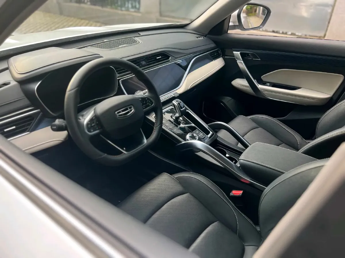 2022 Geely Azkarra 1.8T 184HP L4 7DCT,autocango,china used car exporter,china ev exporter,chinese used car exporter,chinese used ev exporter