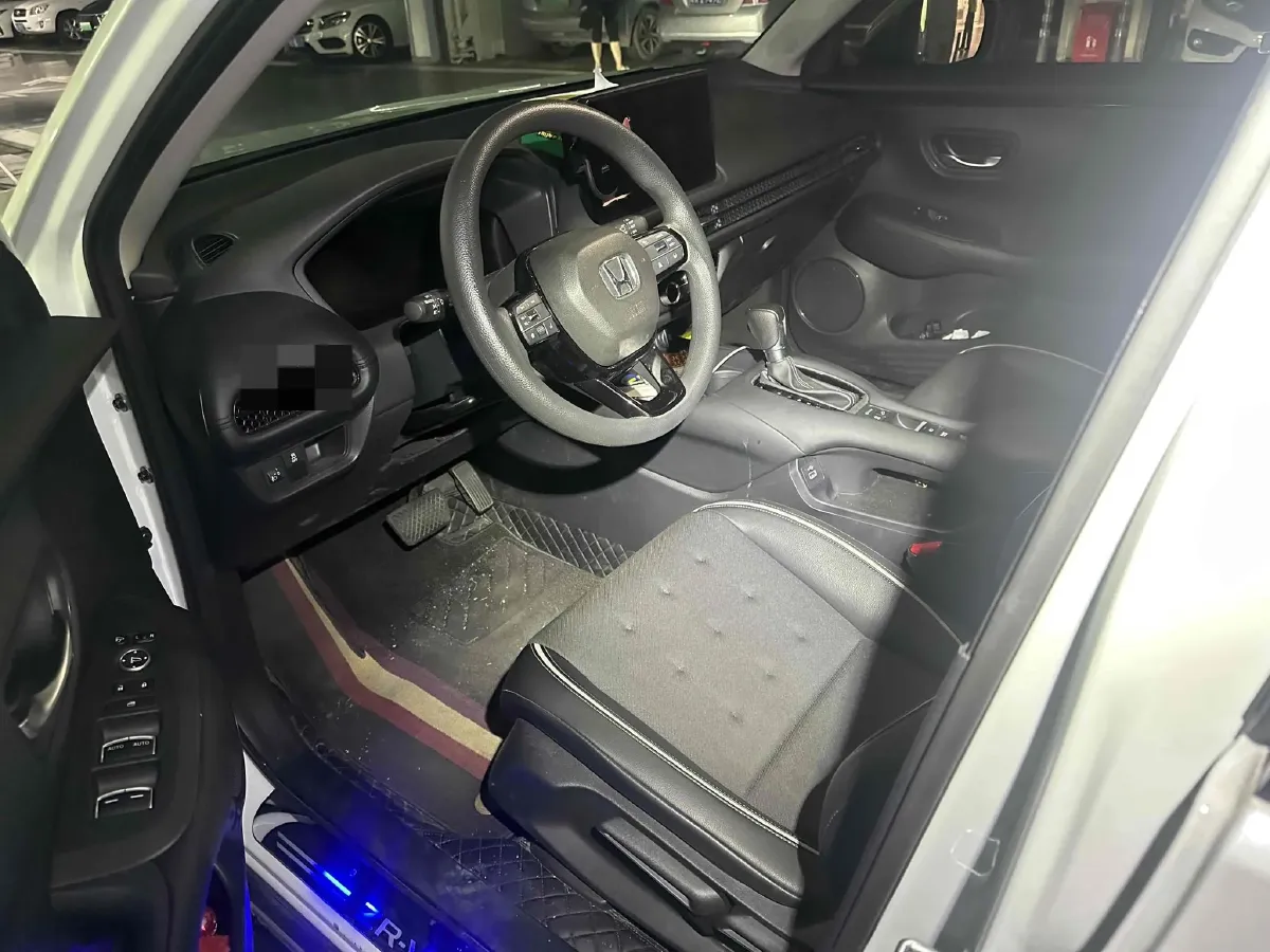 2023 Honda ZR-V 1.5T 182HP L4 CVT,autocango,china used car exporter,china ev exporter,chinese used car exporter,chinese used ev exporter