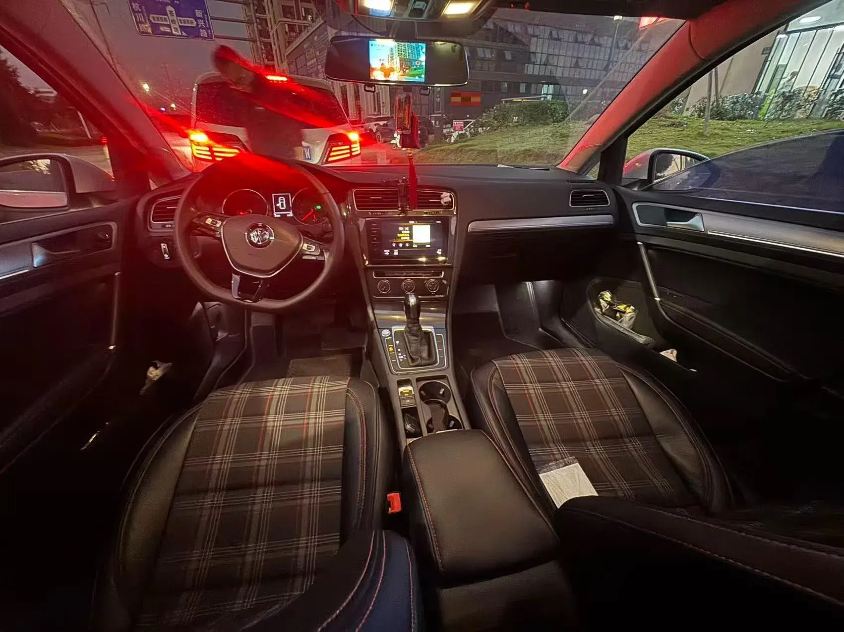 2020 VOLKSWAGEN GOLF thumbnail 2