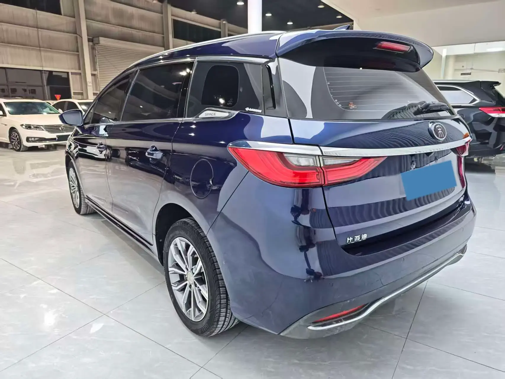 2019 BYD SONG thumbnail 4