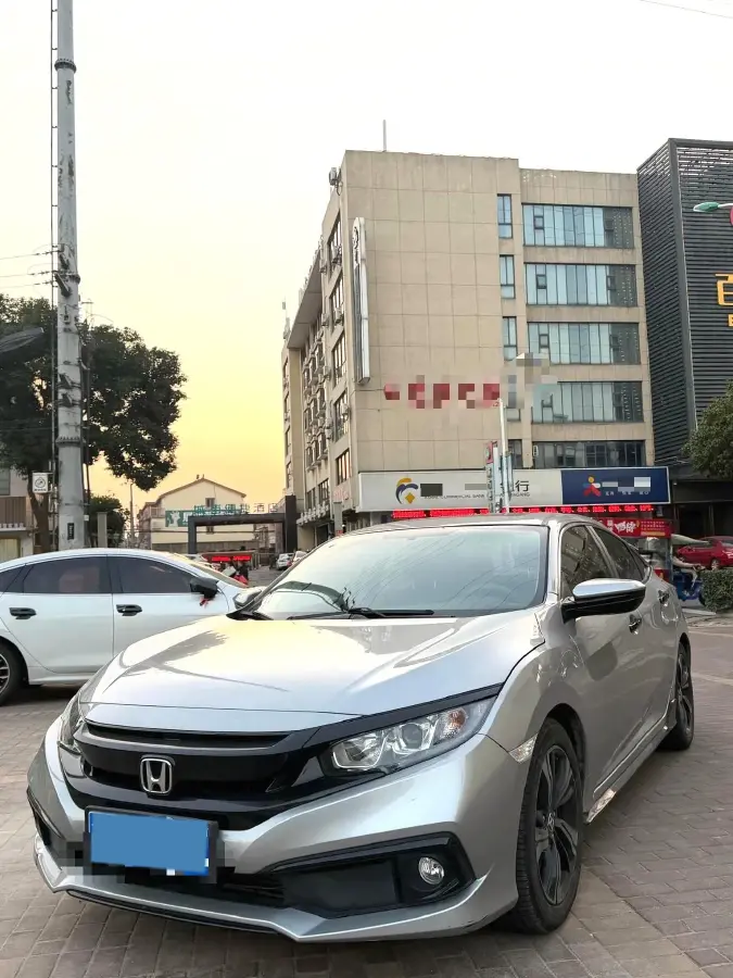 2019 Honda Civic 1.5T 177HP L4 CVT