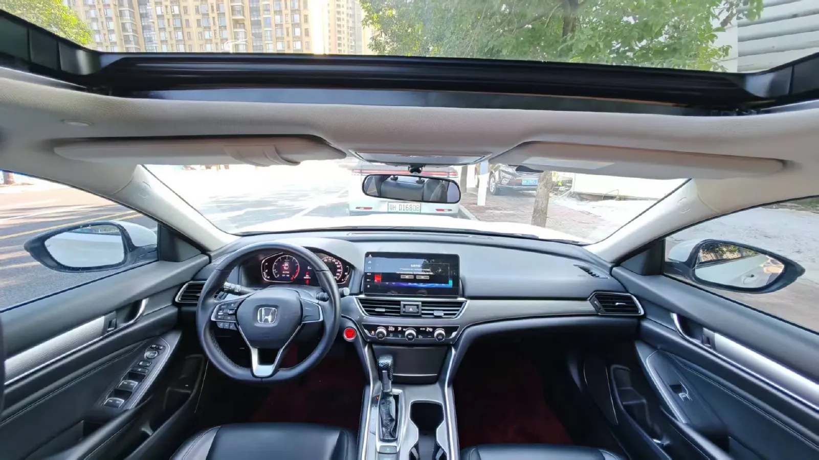 2022 Honda Accord 1.5T 194HP L4 CVT,autocango,china used car exporter,china ev exporter,chinese used car exporter,chinese used ev exporter