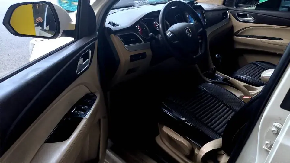 2019 BAOJUN 730 thumbnail 2