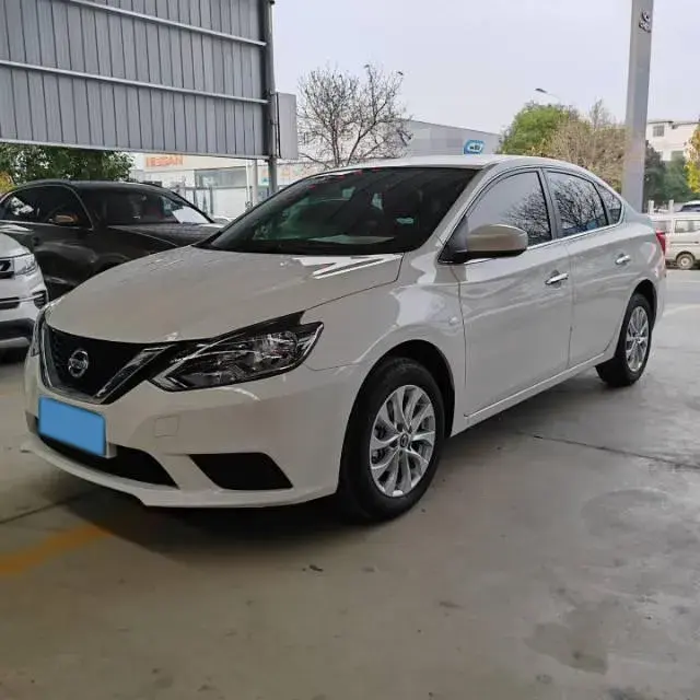 2024 NISSAN SYLPHY view 1