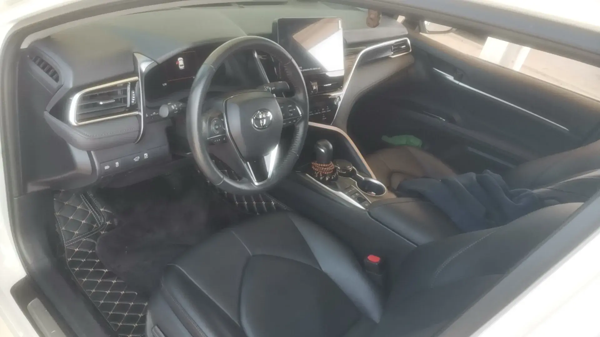 2023 TOYOTA CAMRY thumbnail 4