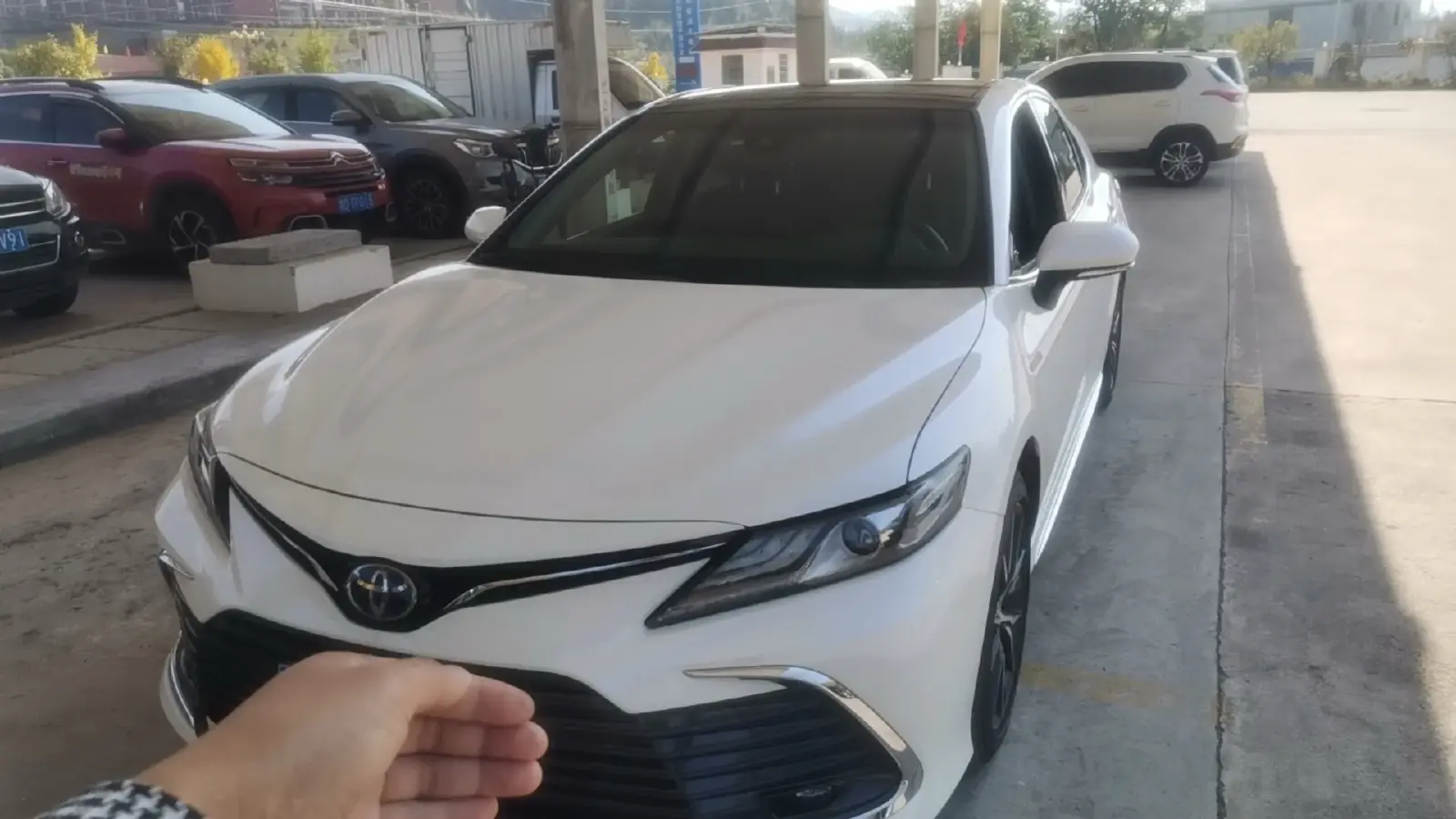 2023 Toyota Camry 2.5L 178HP L4 E-CVT Hybrid