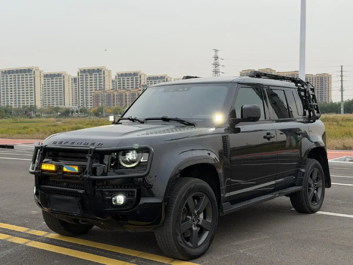 2022 Land Rover Defender 3.0T 400HP L6 8AT