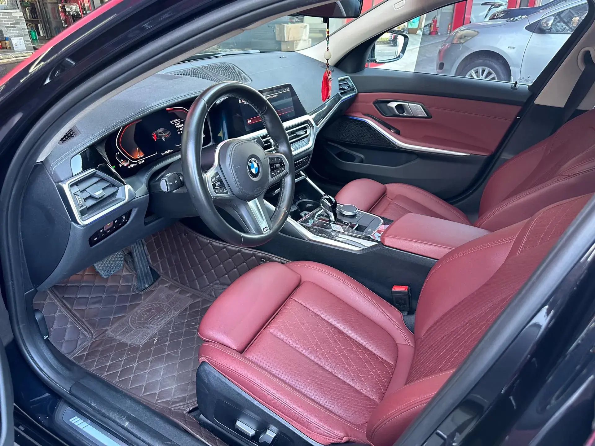 2022 BMW 3 thumbnail 3