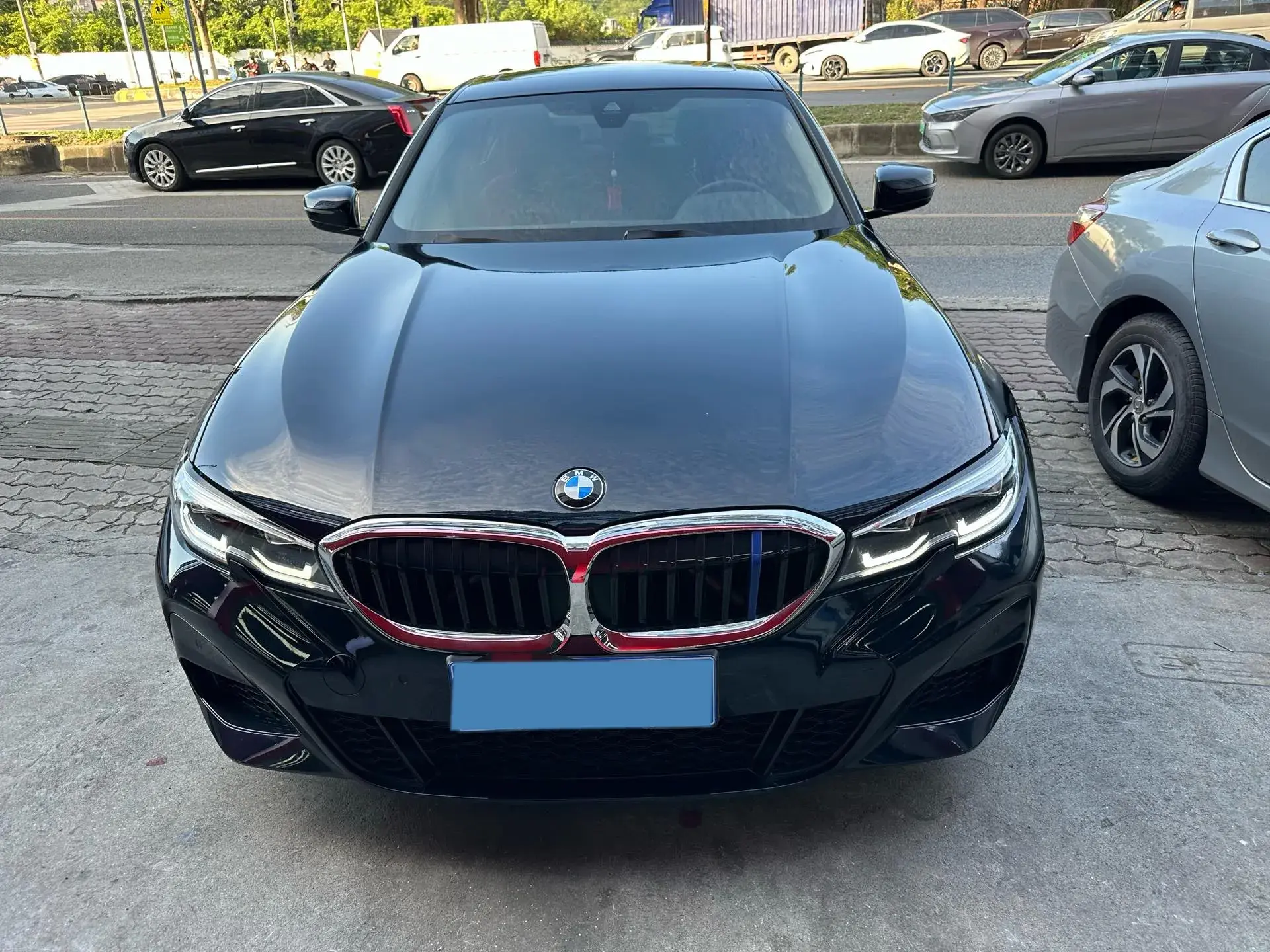 2022 BMW 3 thumbnail 2