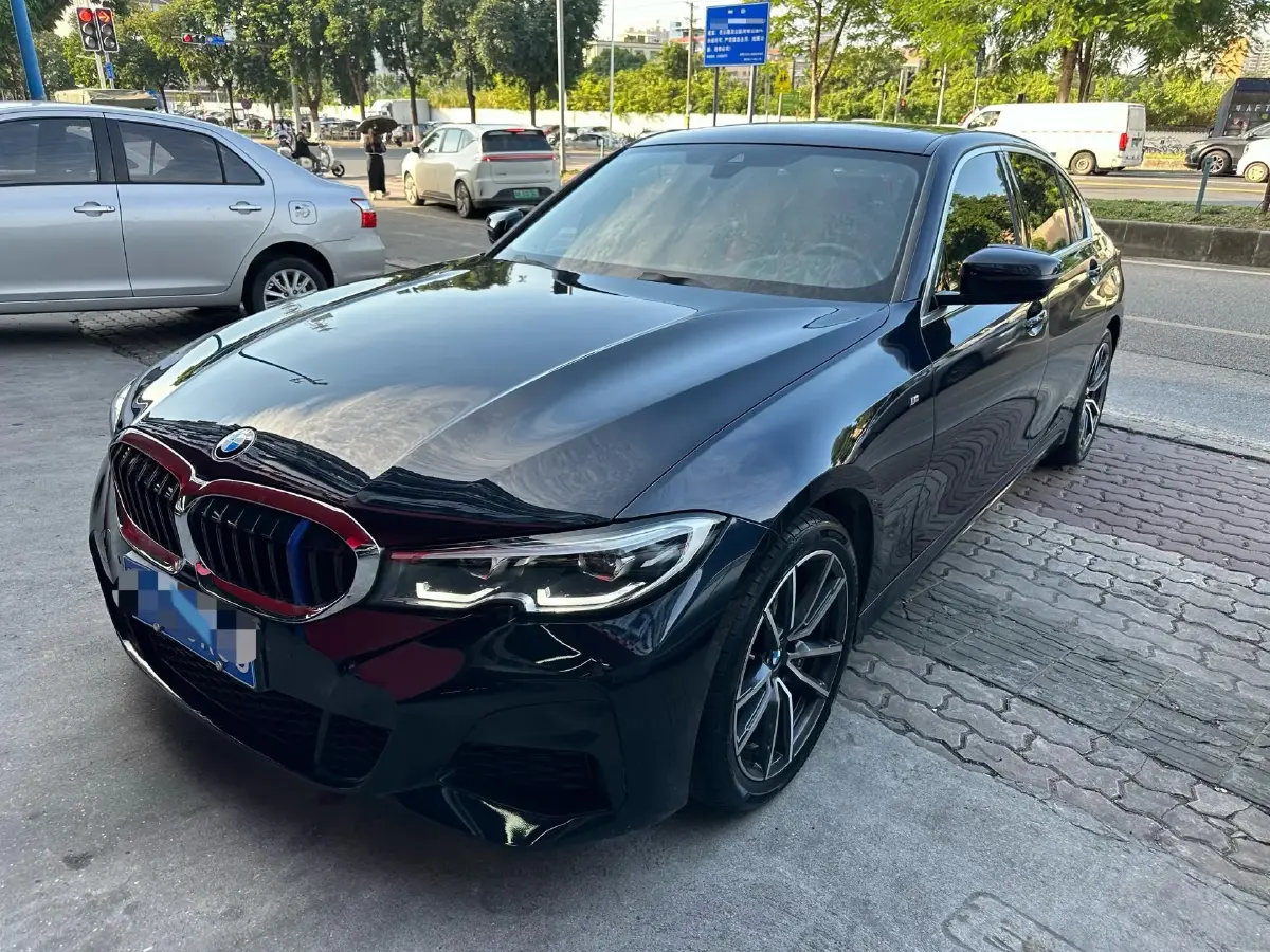 2022 BMW 3 Series 2.0T 184HP L4 8AT