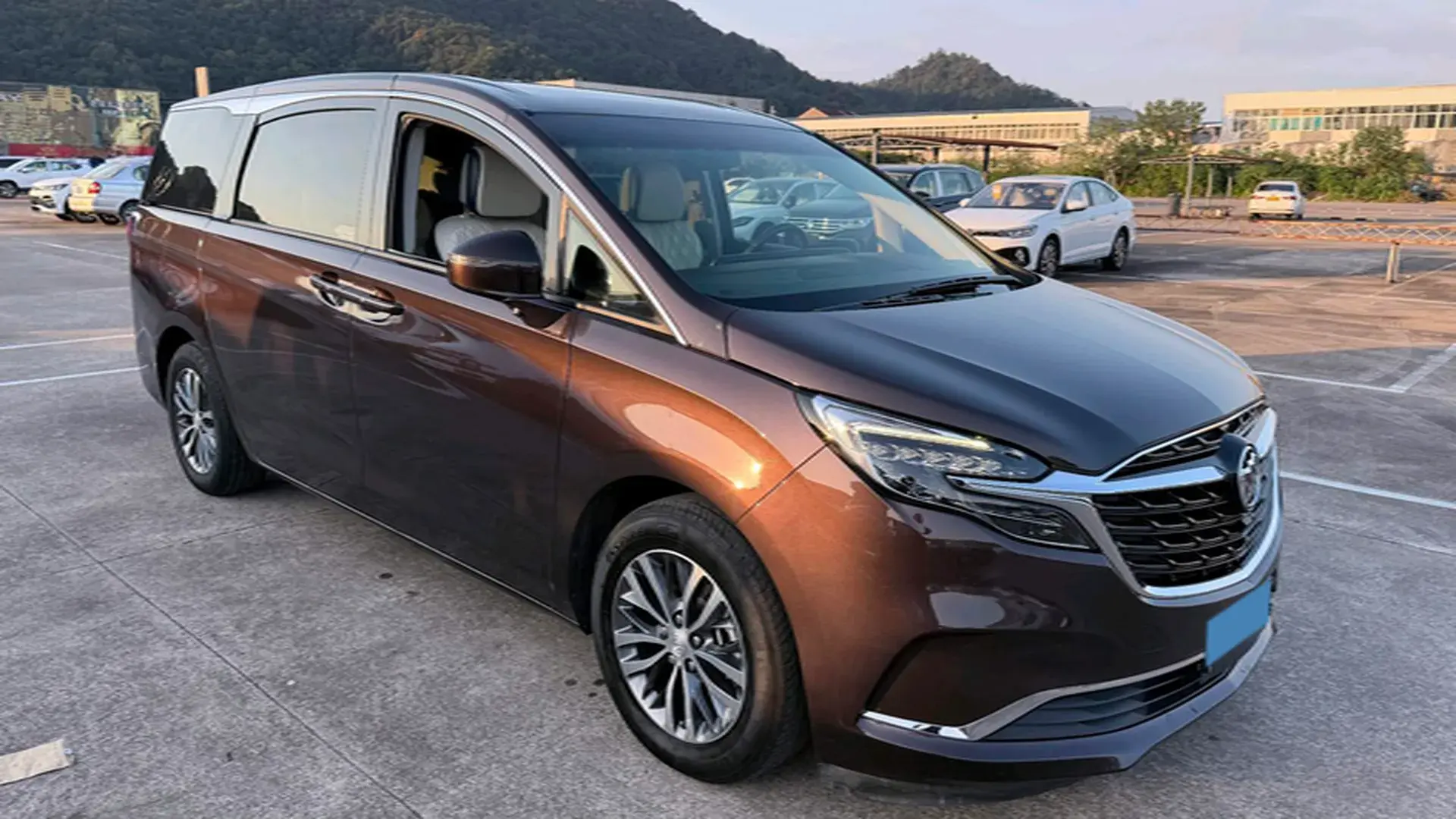 2021 BUICK GL8 thumbnail 2