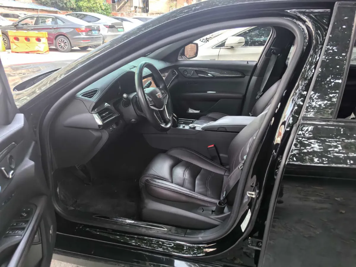 2022 Cadillac CT6 2.0T 237HP L4 10AT,autocango,china used car exporter,china ev exporter,chinese used car exporter,chinese used ev exporter