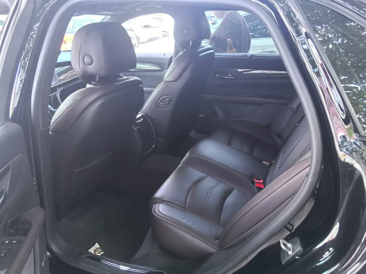 2022 Cadillac CT6 2.0T 237HP L4 10AT,autocango,china used car exporter,china ev exporter,chinese used car exporter,chinese used ev exporter