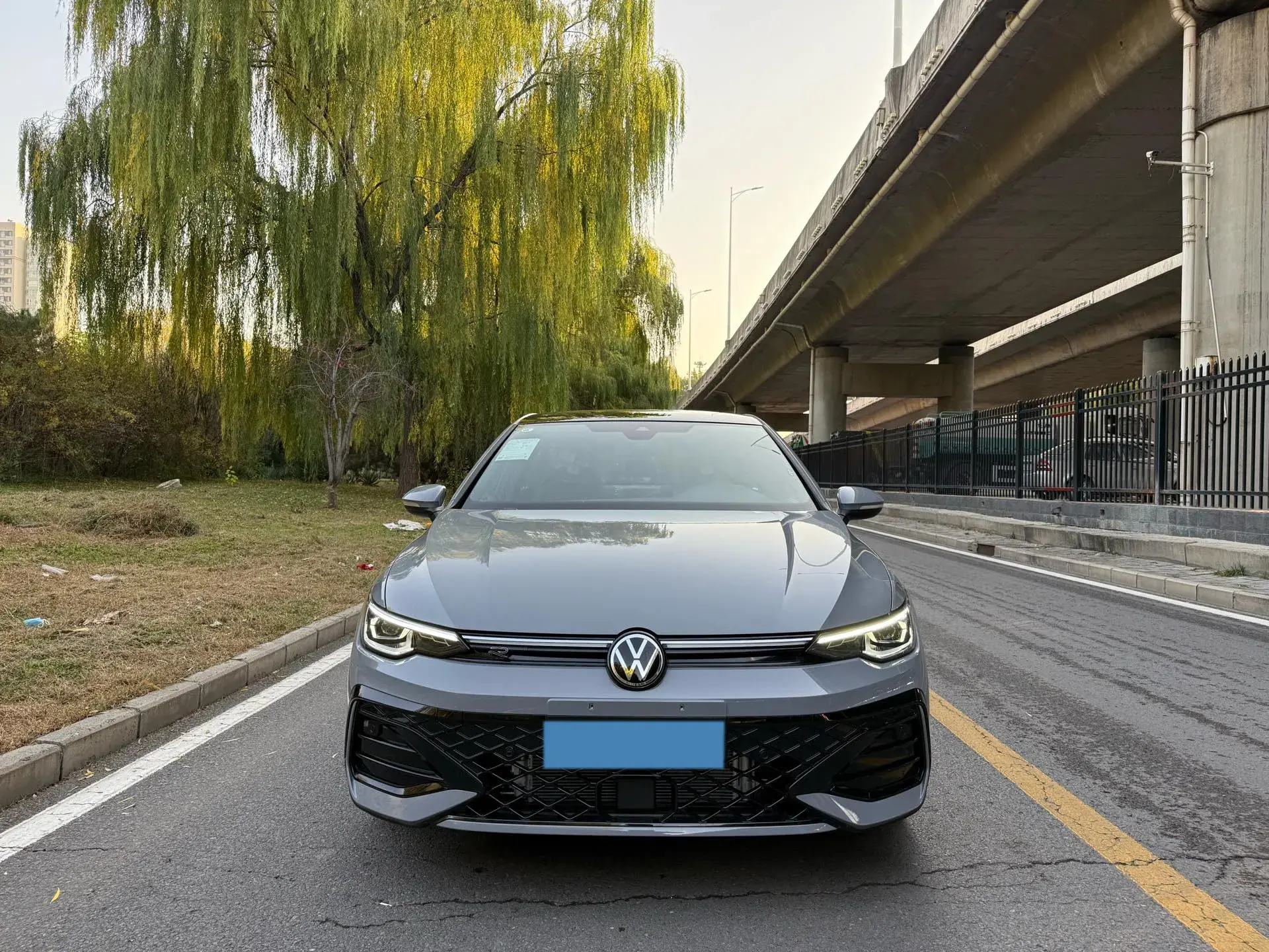 2025 VOLKSWAGEN GOLF thumbnail 2
