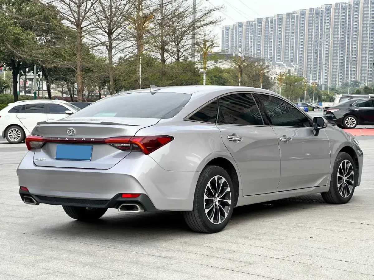 2023 Toyota Avalon 2.0L 177HP L4 CVT,autocango,china used car exporter,china ev exporter,chinese used car exporter,chinese used ev exporter