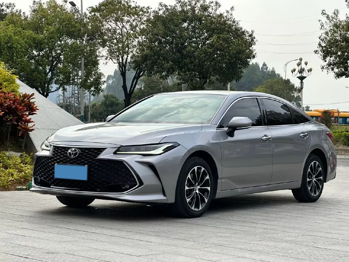 2023 Toyota Avalon 2.0L 177HP L4 CVT,autocango,china used car exporter,china ev exporter,chinese used car exporter,chinese used ev exporter