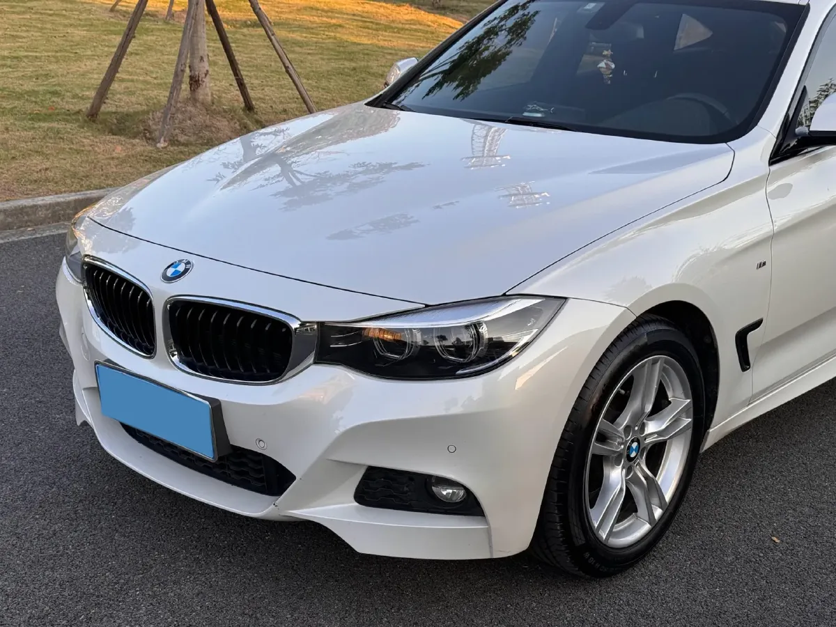 2020 BMW 3 Series GT 2.0T 184HP L4 8AT,autocango,china used car exporter,china ev exporter,chinese used car exporter,chinese used ev exporter