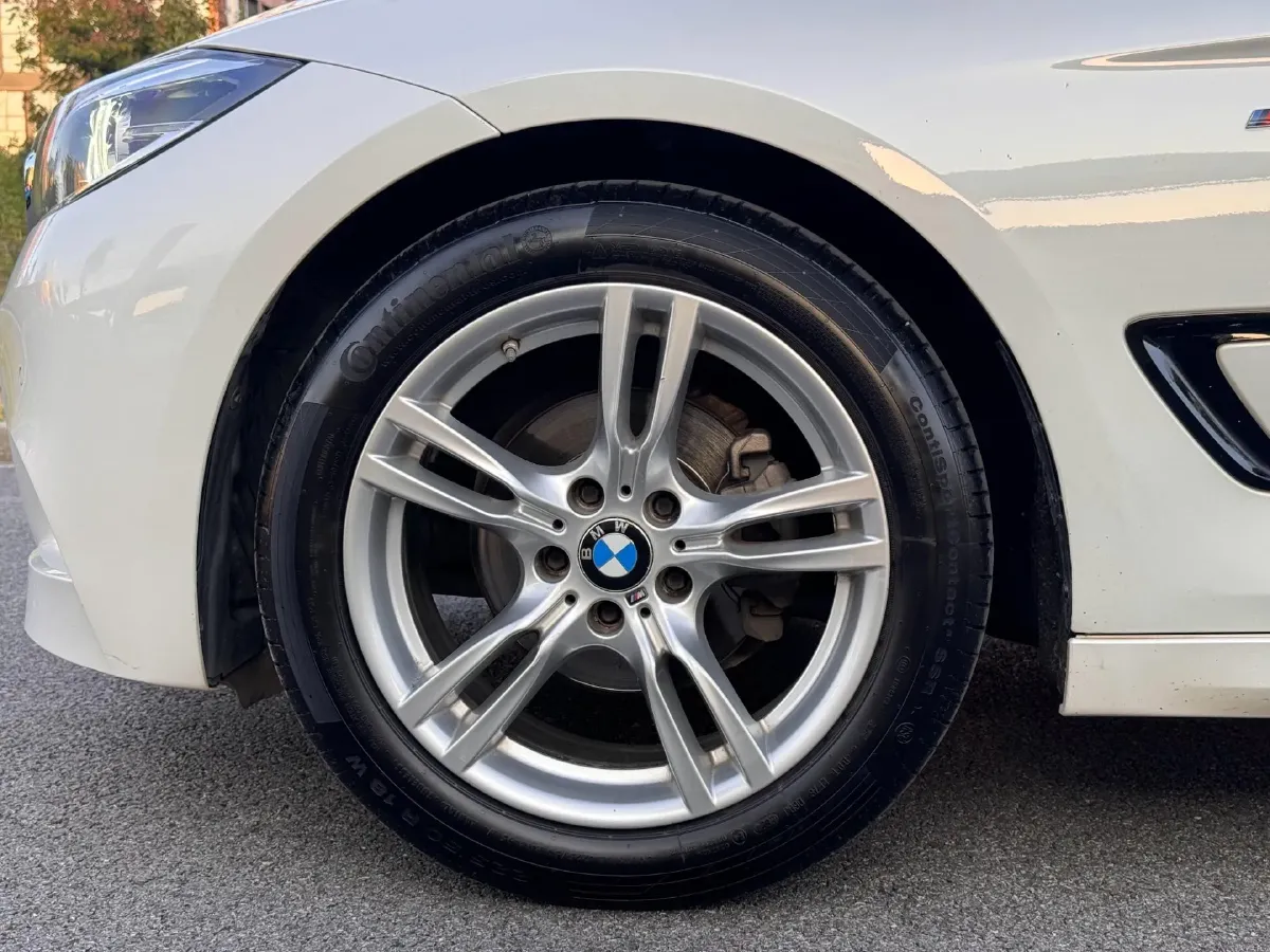 2020 BMW 3 Series GT 2.0T 184HP L4 8AT,autocango,china used car exporter,china ev exporter,chinese used car exporter,chinese used ev exporter