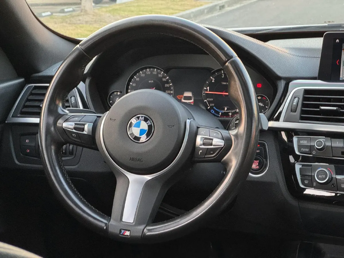 2020 BMW 3 Series GT 2.0T 184HP L4 8AT,autocango,china used car exporter,china ev exporter,chinese used car exporter,chinese used ev exporter