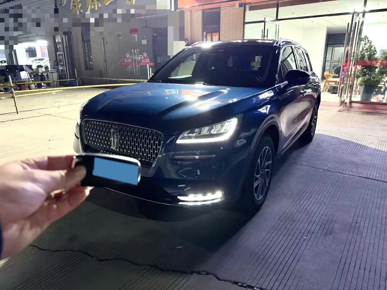 2020 LINCOLN CORSAIR view 1