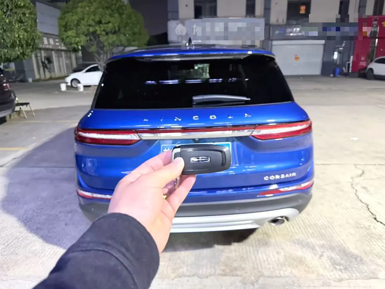 2020 LINCOLN CORSAIR thumbnail 4