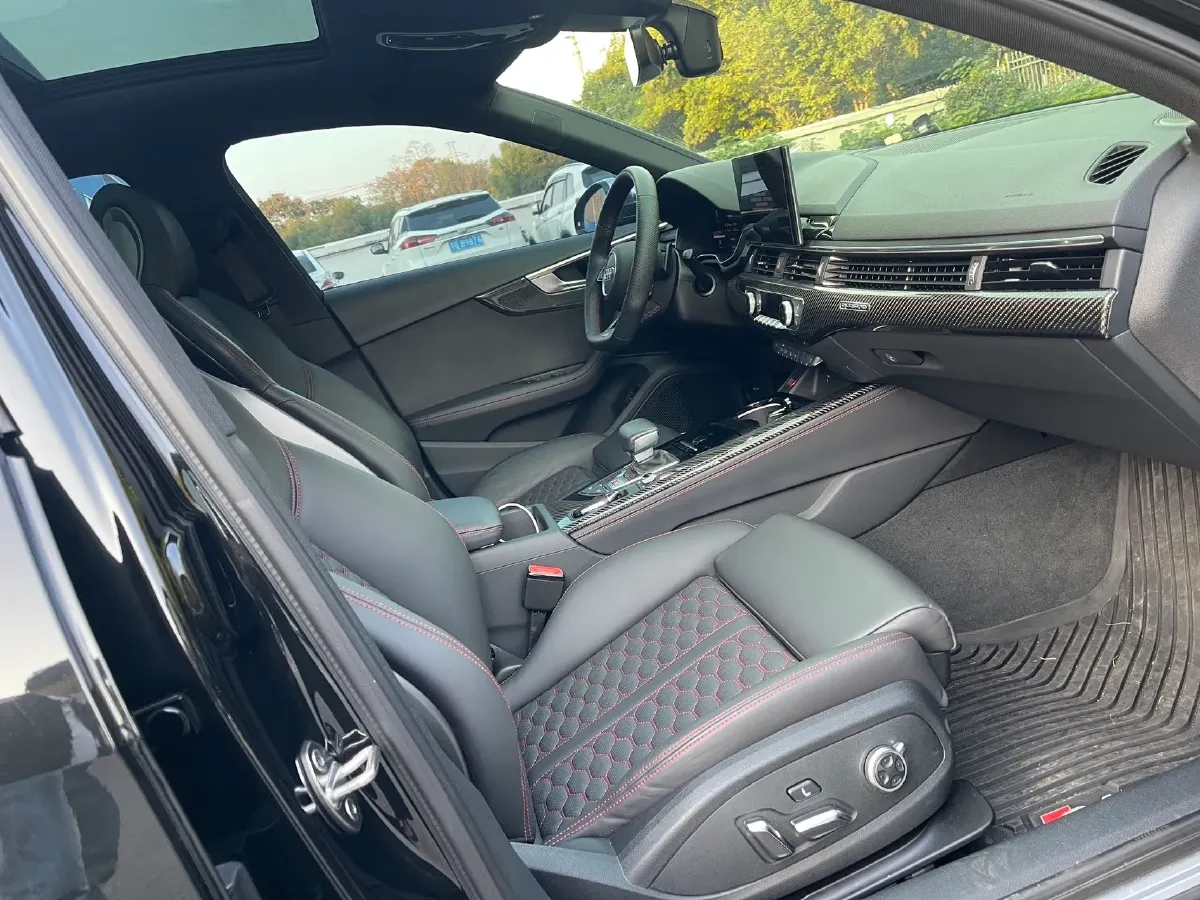 2024 Audi S4 3.0T 354HP V6 8AT,autocango,china used car exporter,china ev exporter,chinese used car exporter,chinese used ev exporter