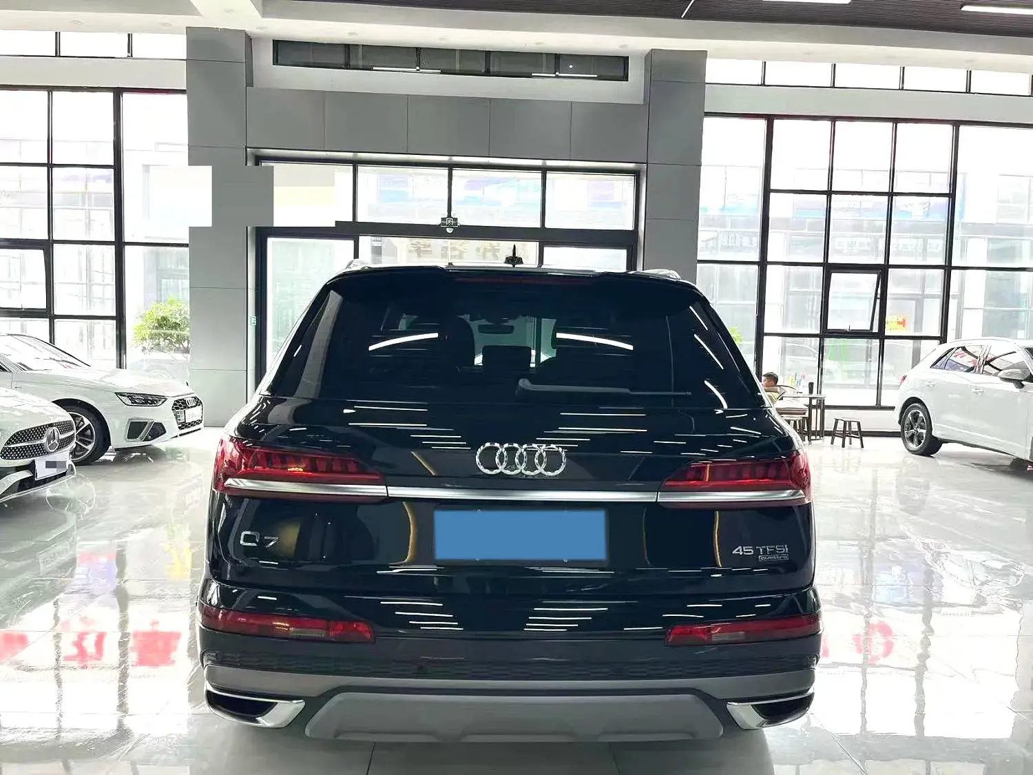 2023 AUDI Q7 thumbnail 3
