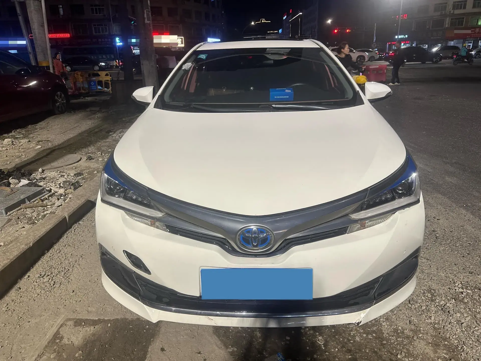 2018 TOYOTA COROLLA thumbnail 2