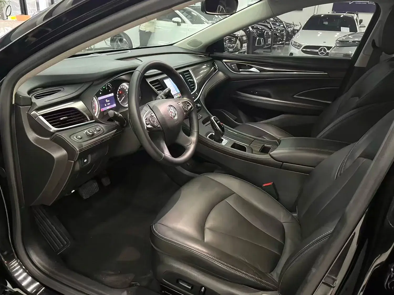 2021 BUICK LARCOSSE thumbnail 4