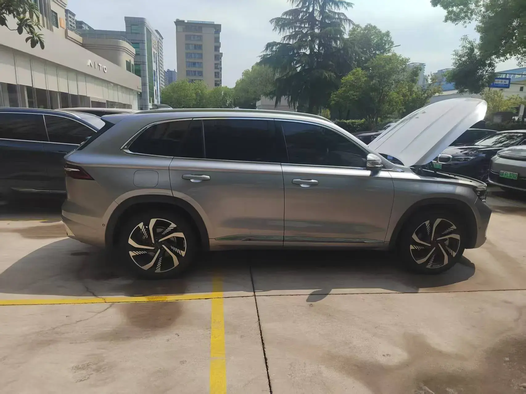 2021 GEELY MONJARO thumbnail 2