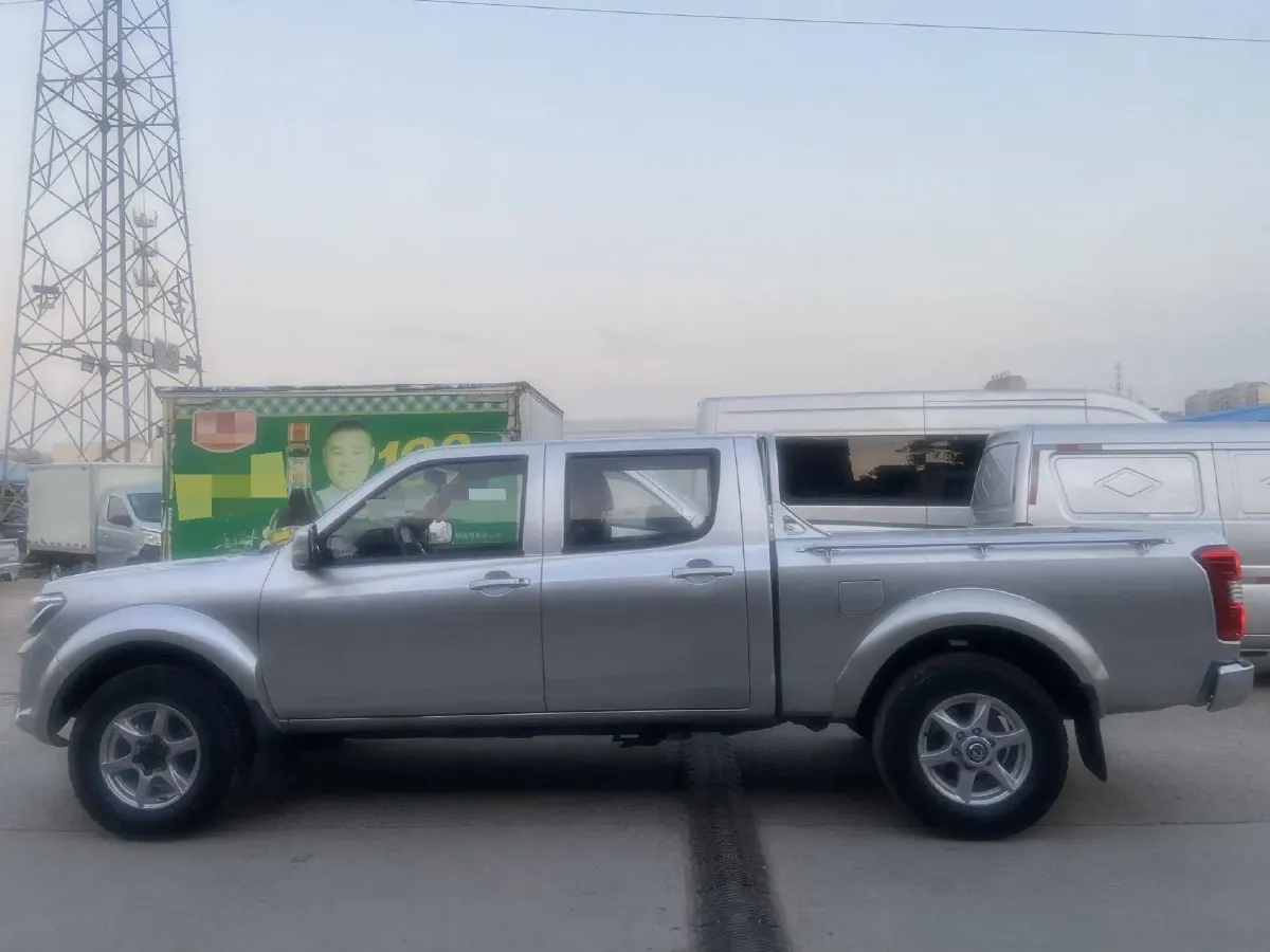 2021 Dongfeng RuiQi 2.4T 165HP L4 5MT,autocango,china used car exporter,china ev exporter,chinese used car exporter,chinese used ev exporter
