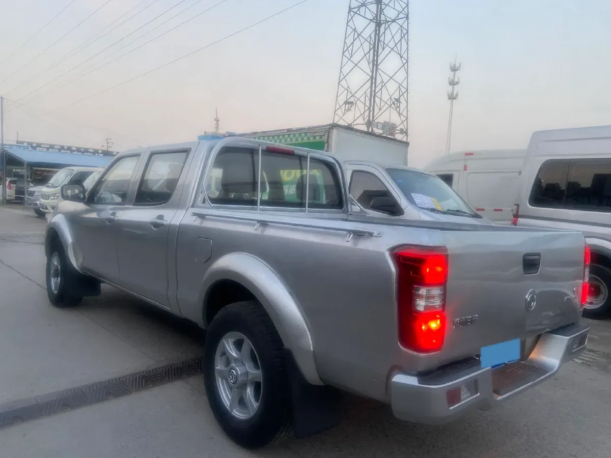 2021 Dongfeng RuiQi 2.4T 165HP L4 5MT,autocango,china used car exporter,china ev exporter,chinese used car exporter,chinese used ev exporter
