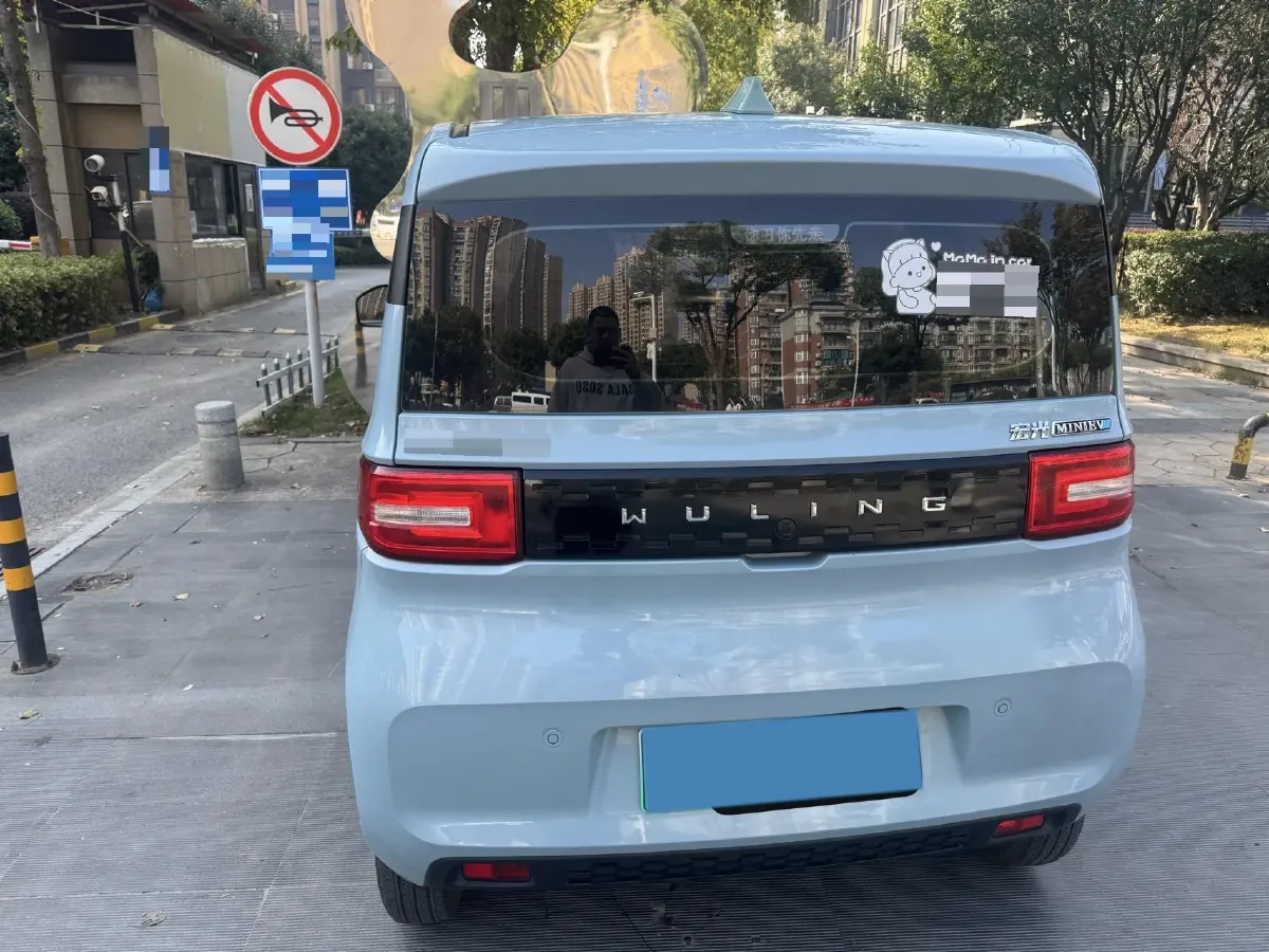 2021 WuLing HongGuang MINI EV BEV 13.8KWH,autocango,china used car exporter,china ev exporter,chinese used car exporter,chinese used ev exporter