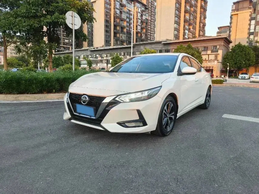 2021 NISSAN SYLPHY view 1