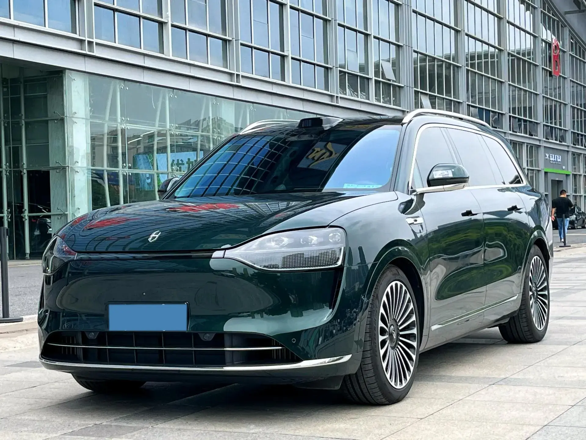 2024 AITO AITO view 1