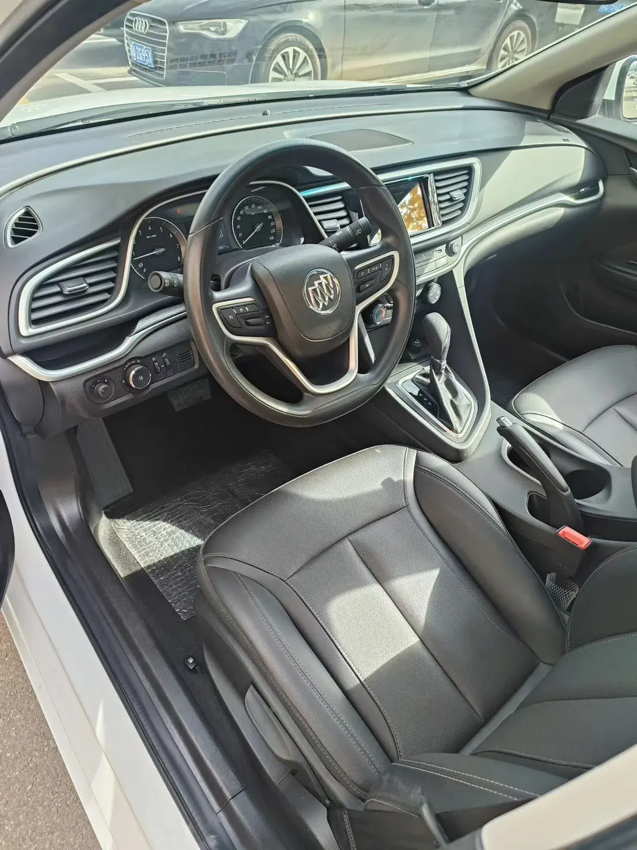 2021 BUICK EXCELLE thumbnail 3