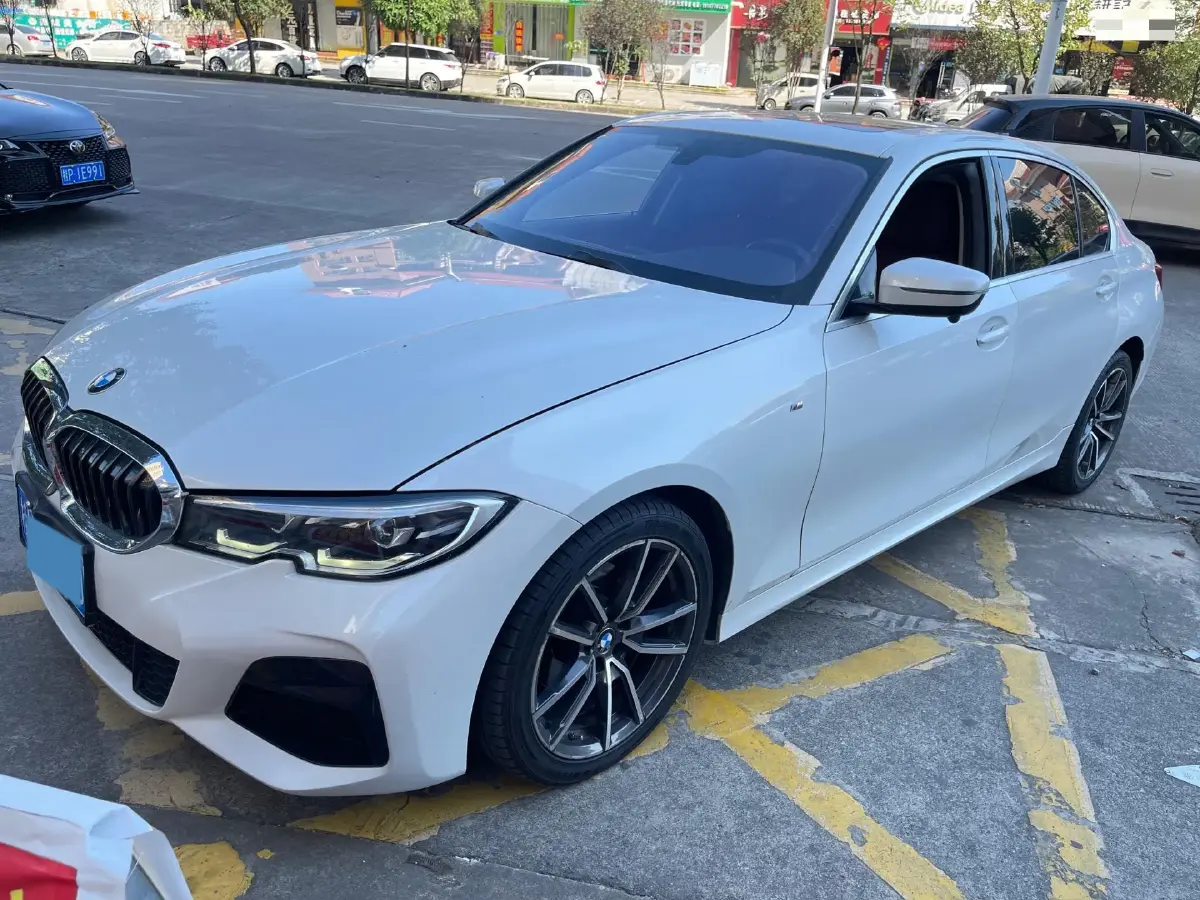 2021 BMW 3 Series 2.0T 156HP L4 8AT