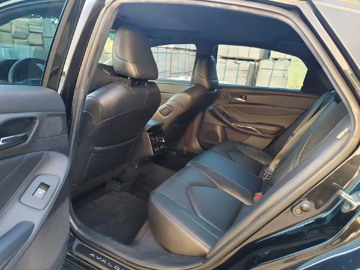 2019 Toyota Avalon 2.0L 178HP L4 CVT,autocango,china used car exporter,china ev exporter,chinese used car exporter,chinese used ev exporter