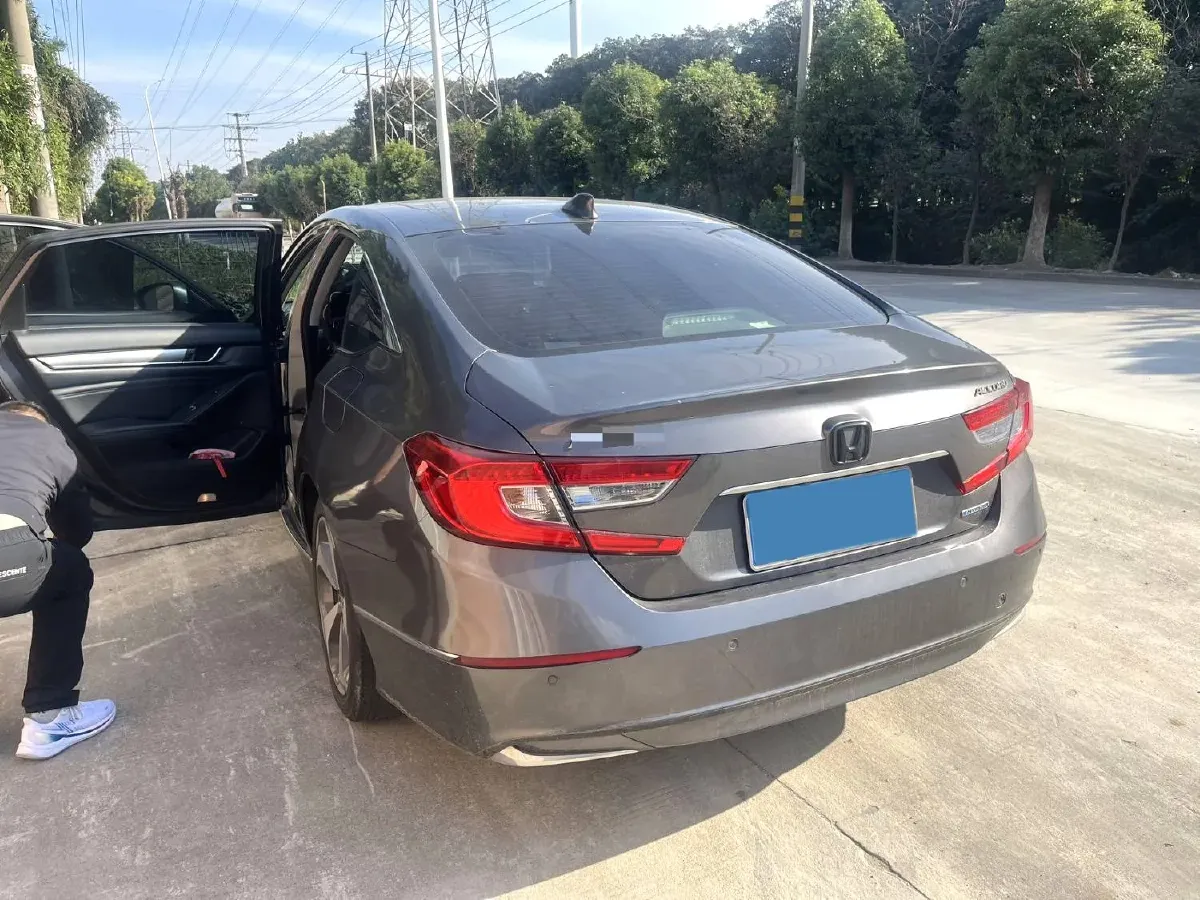 2018 Honda Accord 2.0L 146HP L4 E-CVT Hybrid,autocango,china used car exporter,china ev exporter,chinese used car exporter,chinese used ev exporter